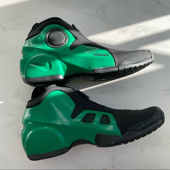 Nike Shoes - Nike Air Flightposite 2